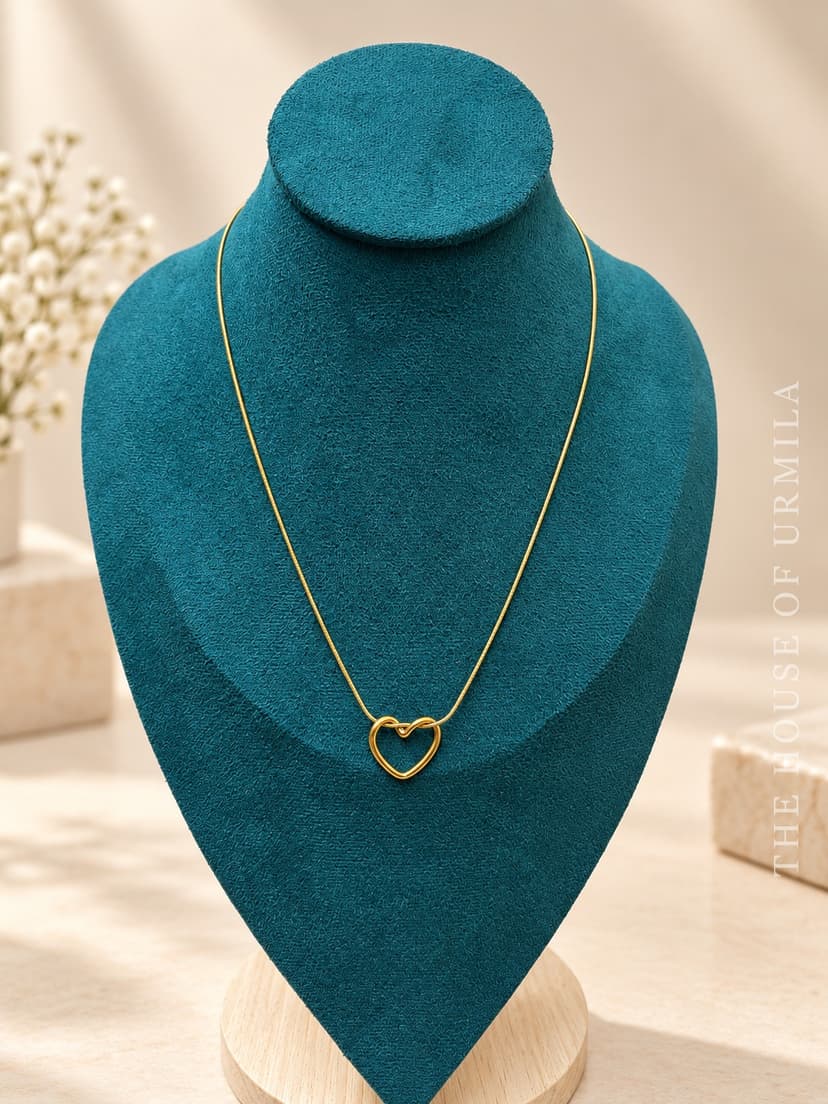 MISHA — Anti Tarnish Heart Knot Chain