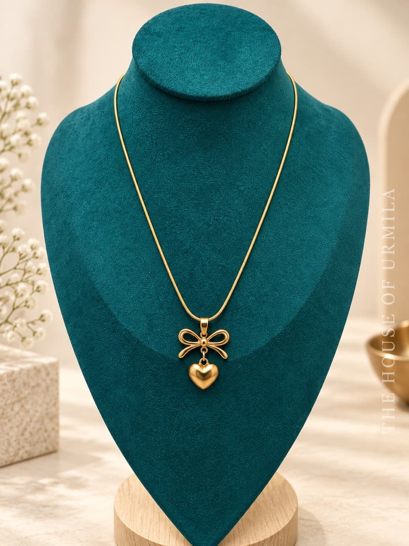 ANIKA — Anti Tarnish Bow Heart Chain